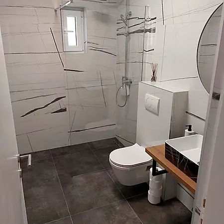 Jere 4* Primošten